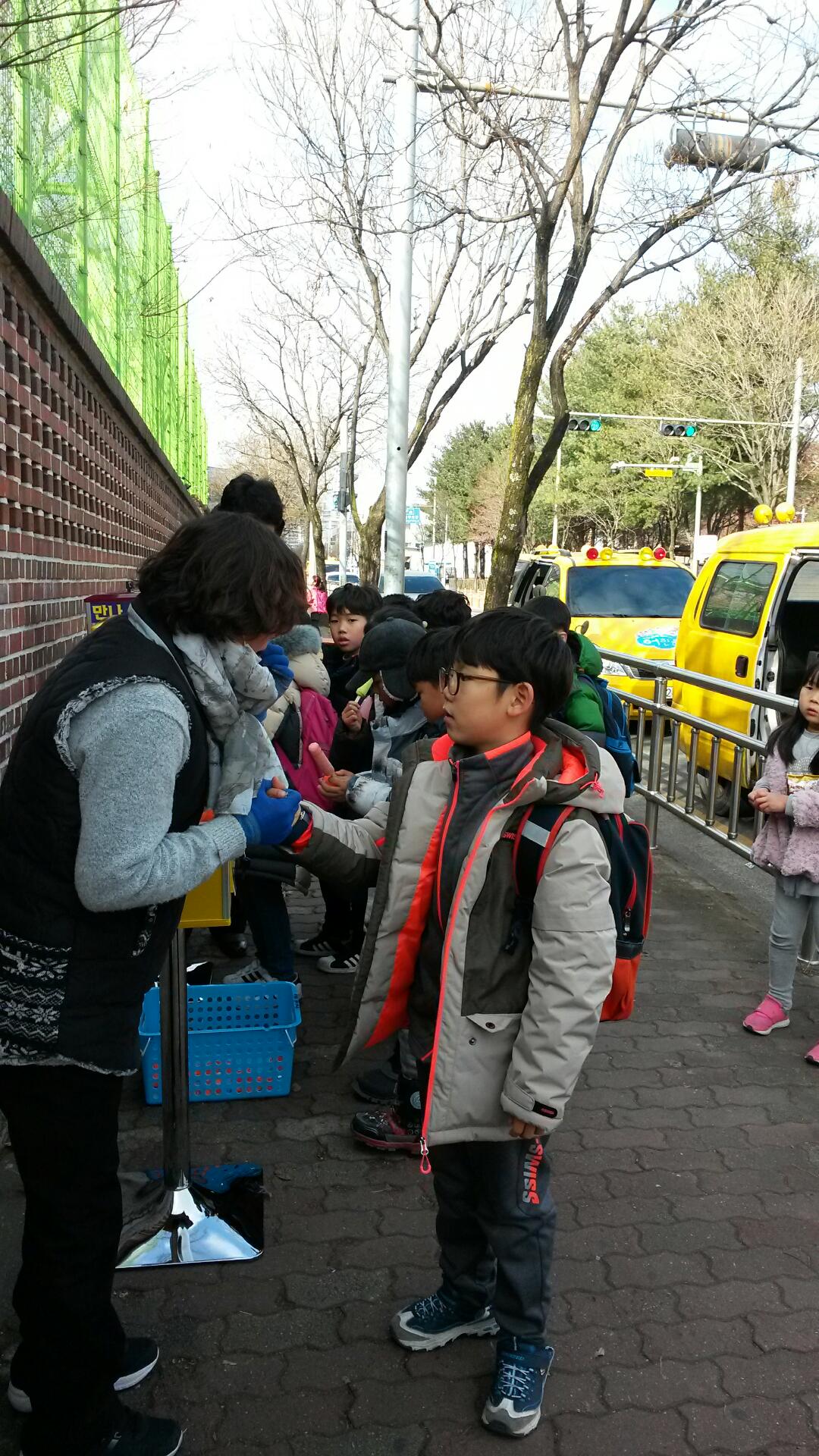 뮤직홈 오케스트라 - 학교앞전도 - 바른어린이 캠페인